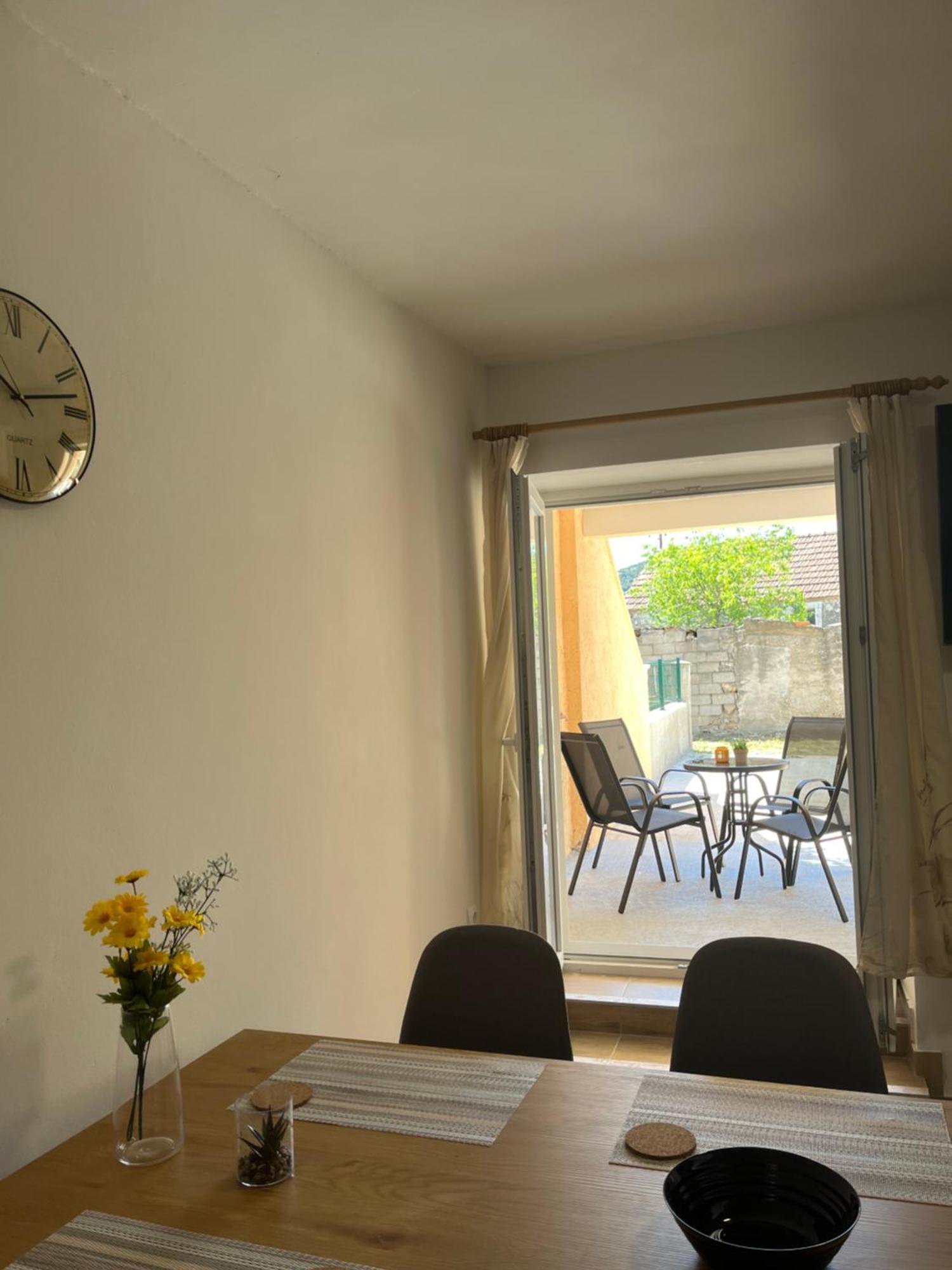 Villa The Nook Bilice Exterior foto